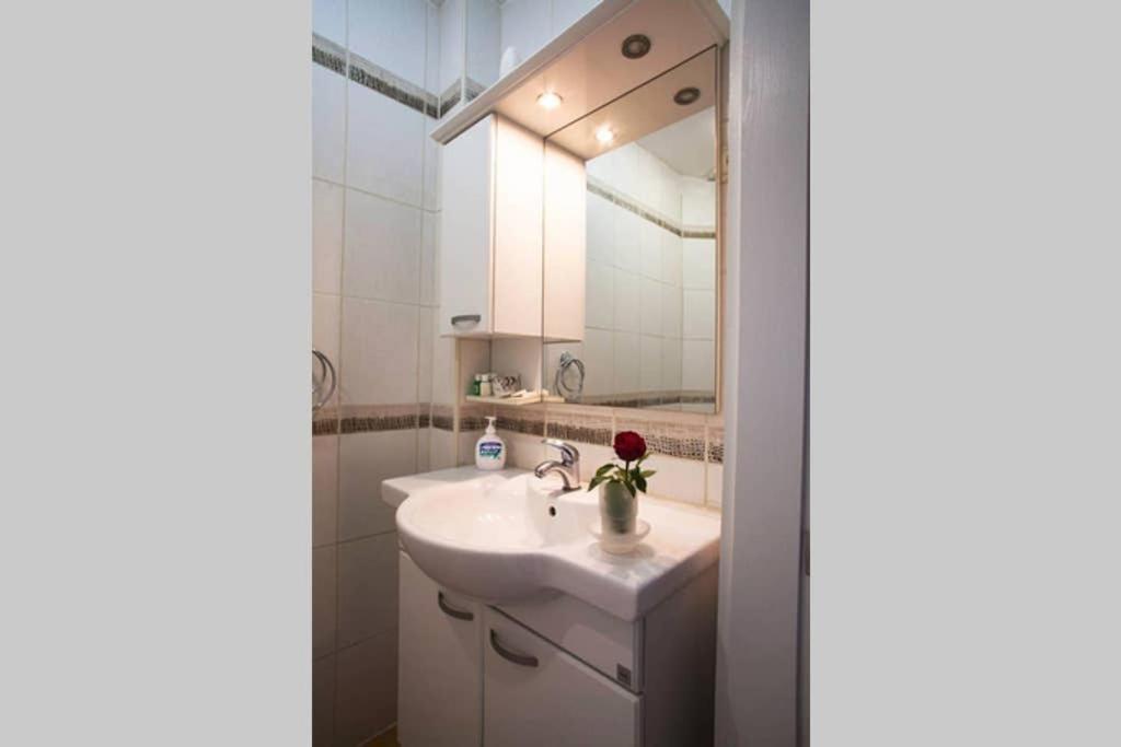 Private Room Near Istanbul Airport Arnavutkoy Exterior photo